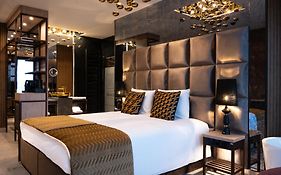 Art Suites Luxury Hotel